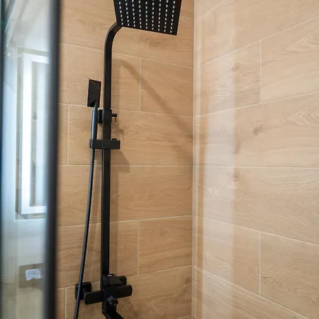 Bella - Free Parking-garage Daire *