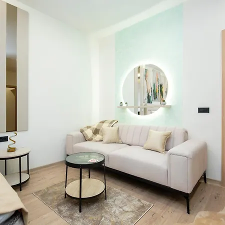 Bella - Free Parking-garage Saraybosna